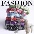 Accessoires pour animaux de compagnie en gros Fashion Rhinestones boucle en cuir Pet Dog Collar